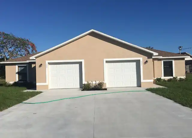 Property at 621 SE 12th Ct, Cape Coral, FL, 33990, 3 beds, 2 baths, [object Object]