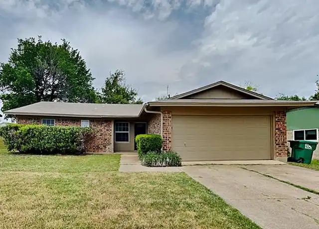 Property at 3505 Briercliff Dr, Denton, TX, 76210, 3 beds, 1.5 baths, [object Object]