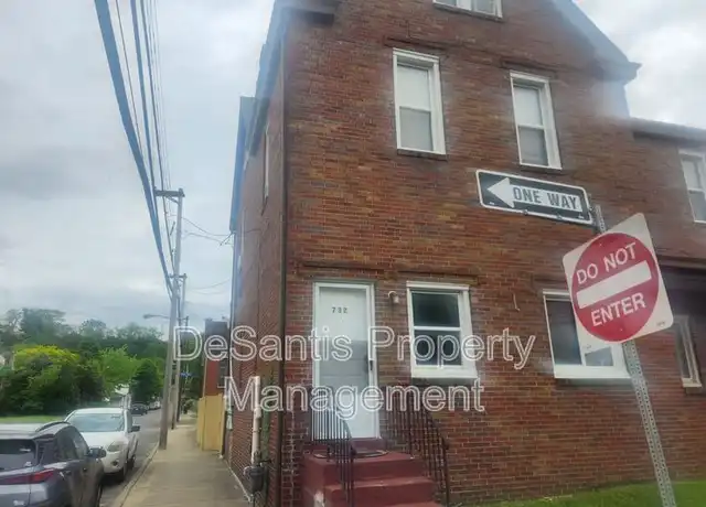 Property at 732 Idlewood Ave, Carnegie, PA, 15106, 2 beds, 1 bath, [object Object]
