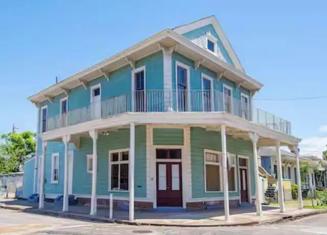 Property at 1915 Philip St, New Orleans, LA, 70113, 3 beds, 1.5 baths, [object Object]