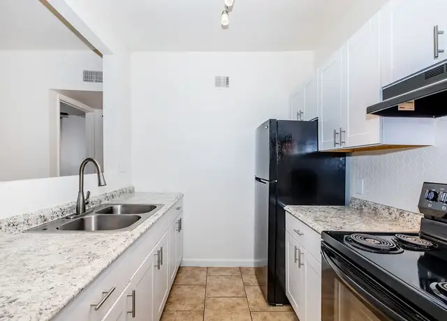 Photo of 3055 N Flowing Wells Rd, Tucson, AZ 85705