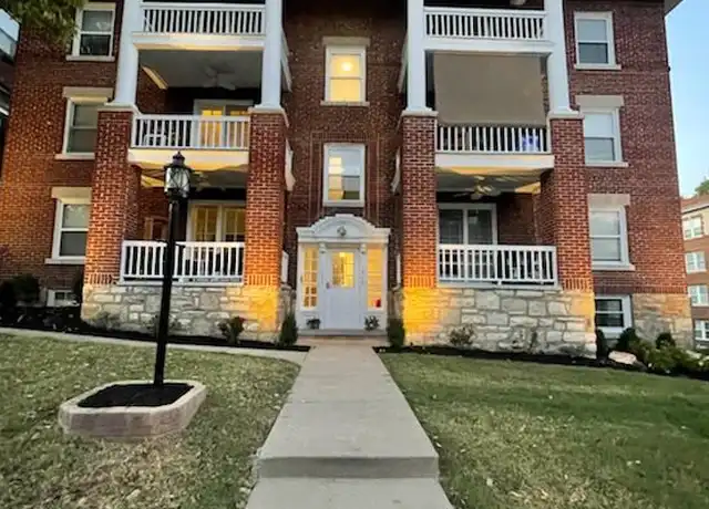 Property at 1600 W 37th St Unit B, Kansas City, MO, 64111, 2 beds, 1 bath, [object Object]