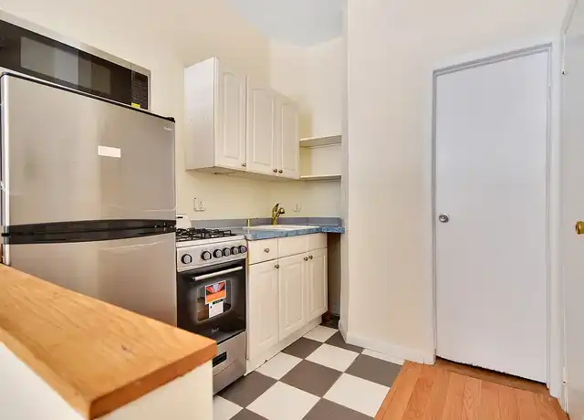 Property at 334 E 94th St Unit 1CC, New York, NY, 10128, 0 beds, 1 bath, [object Object]