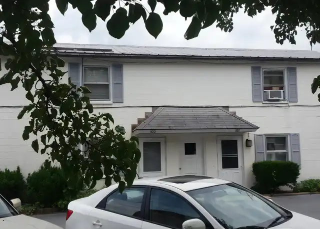 Property at 106 E Washington St Unit 200 -3, Shepherdstown, WV, 25443, 2 beds, 1 bath, [object Object]