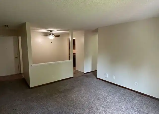Property at 3809 University Ave Unit 18, Des Moines, IA, 50311, 2 beds, 1 bath, [object Object]