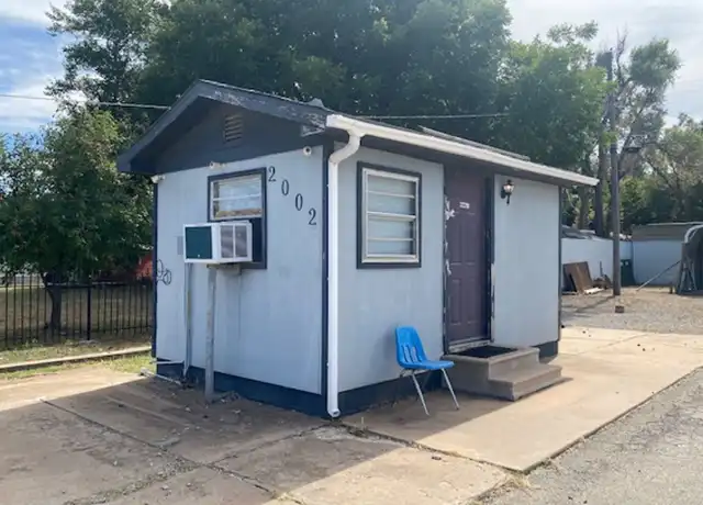 Property at 2002 N Grand Ave, Enid, OK, 73701, 1 bed, 1 bath, [object Object]
