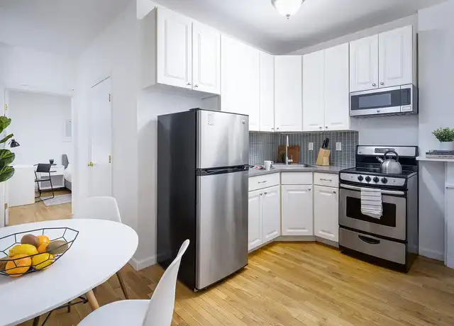 Property at 224 E 59th St, New York, NY, 10022, 2 beds, 1 bath, [object Object]