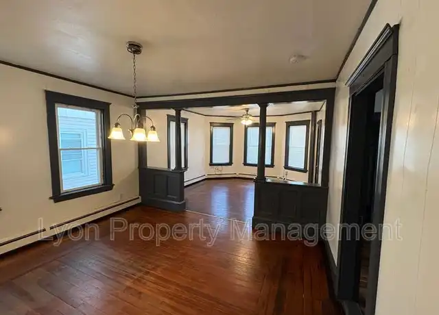 Property at 216 Wood Ave Unit 1, Woonsocket, RI, 02895, 3 beds, 1 bath, [object Object]