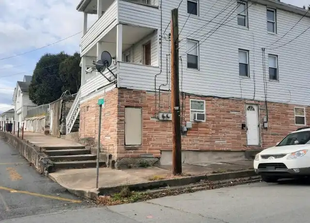 Property at 401 1st St, Plymouth, PA, 18651, 1 bed, 1 bath, [object Object]