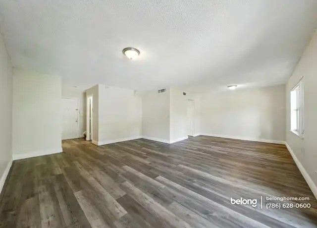 Property at 17901 NW 68th Ave Unit T206, Hialeah, FL, 33015, 2 beds, 2.5 baths, [object Object]