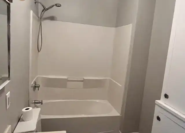 Property at 4502 Mc Gregor Ave Unit Down, Newburgh Heights, OH, 44105, 2 beds, 1 bath, [object Object]