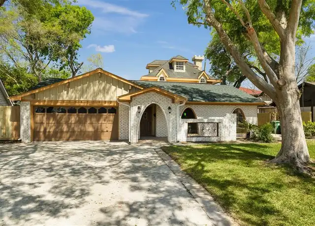 Property at 11219 Sagewood Dr, Houston, TX, 77089, 5 beds, 3.5 baths, [object Object]
