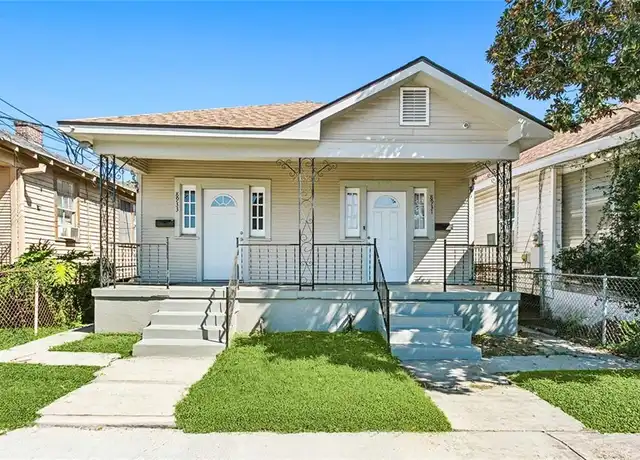 Property at 8933 Apple St, New Orleans, LA, 70118, 2 beds, 1 bath, [object Object]