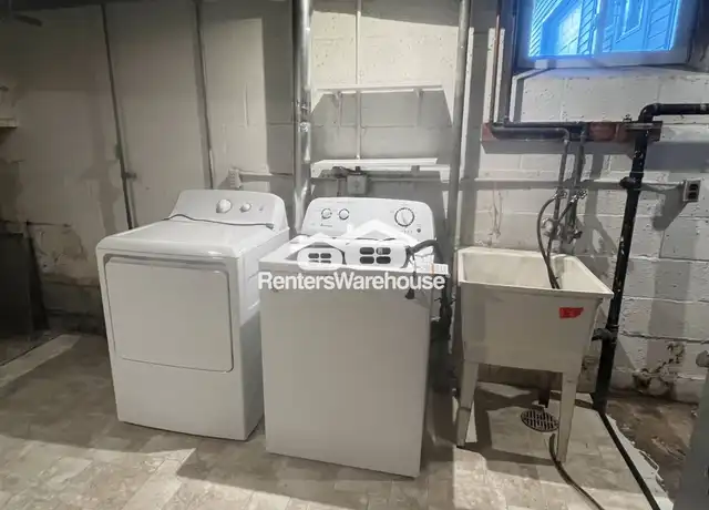 Property at 10152 Lyndale Ave S Unit B, Minneapolis, MN, 55420, 1 bed, 1 bath, [object Object]