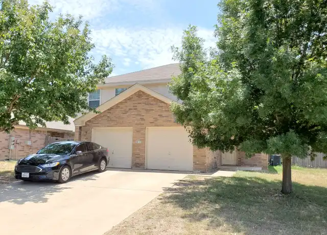 Property at 1400 Chips Dr Apt B, Killeen, TX, 76549, 3 beds, 2.5 baths, [object Object]