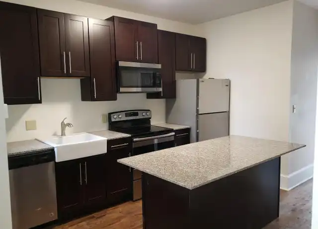 Property at 919 N 2nd St, Harrisburg, PA, 17102, 2 beds, 1 bath, [object Object]