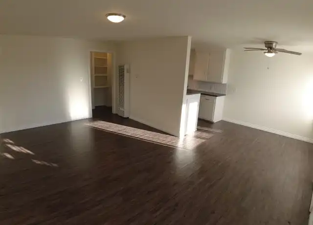 Property at 5640 S La Brea Ave Unit 15B, Windsor Hills, CA, 90056, 1 bed, 1 bath, [object Object]