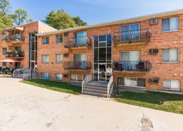 Property at 4126 W 8th St, Cincinnati, OH, 45205, 1 bed, 1 bath, [object Object]