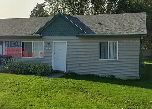 Property at 925 Roper St Unit B, Pocatello, ID, 83204, 2 beds, 1 bath, [object Object]