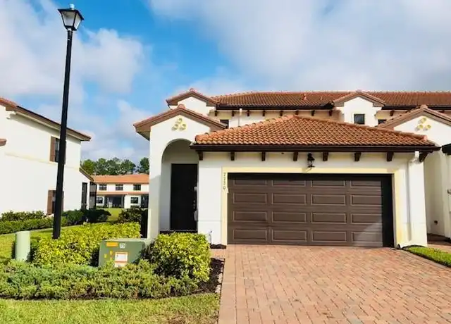 Property at 7770 Bristol Cir, Naples, FL, 34120, 3 beds, 2.5 baths, [object Object]