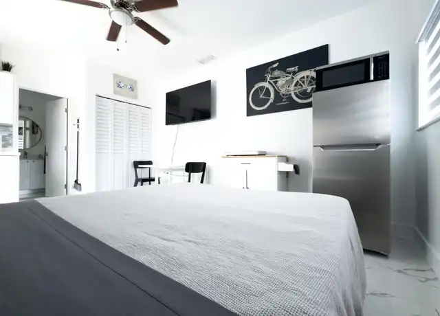 Property at 8321 SW 47th St, Miami, FL, 33155, 1 bed, 1 bath, [object Object]
