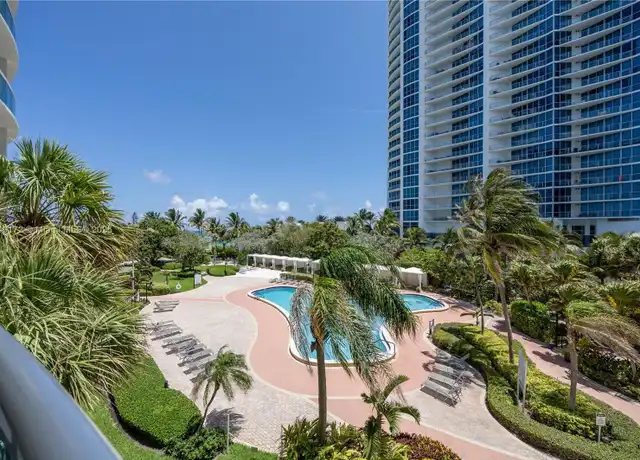 Property at 3001 S Ocean Dr #425, Hollywood, FL, 33019, 2 beds, 2 baths, [object Object]