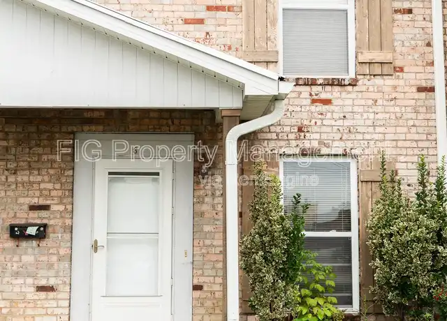 Property at 5401 Scenicwood Rd Unit 8, Knoxville, TN, 37912, 2 beds, 2 baths, [object Object]