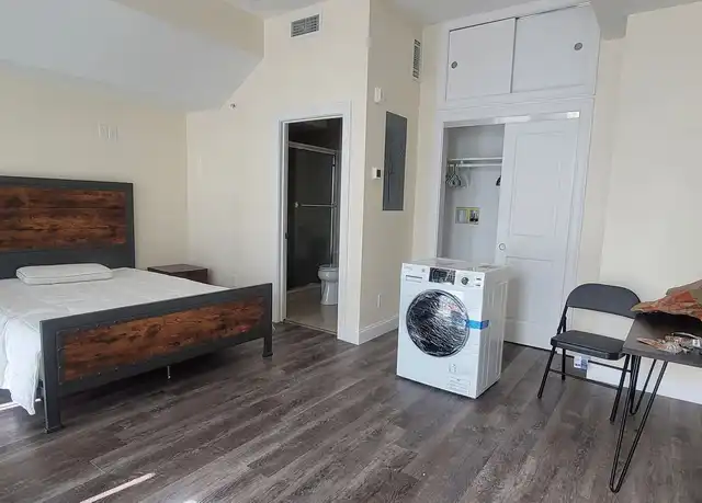 Property at 1028 Commonwealth Ave, Boston, MA, 02215, 1 bed, 1 bath, [object Object]