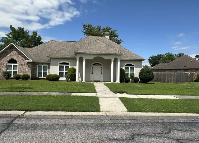 Property at 9117 Worthington Lake Ave, Baton Rouge, LA, 70810, 3 beds, 2 baths, [object Object]