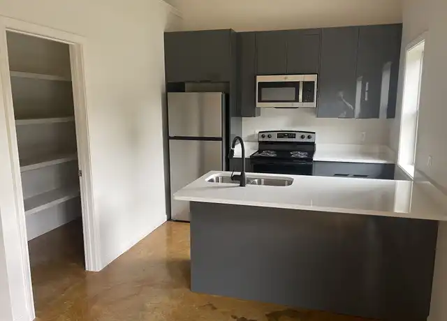 Property at 1120 Creath Ave Unit 1, Jonesboro, AR, 72401, 2 beds, 2 baths, [object Object]