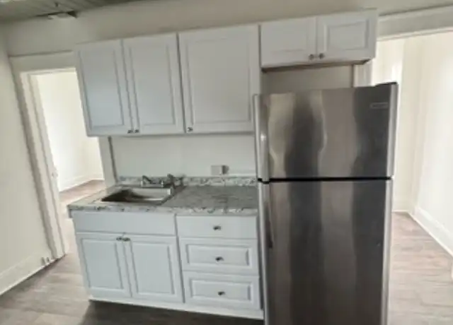 Property at 159 Charles St Unit 8, Bridgeport, CT, 06606, 1 bed, 1 bath, [object Object]