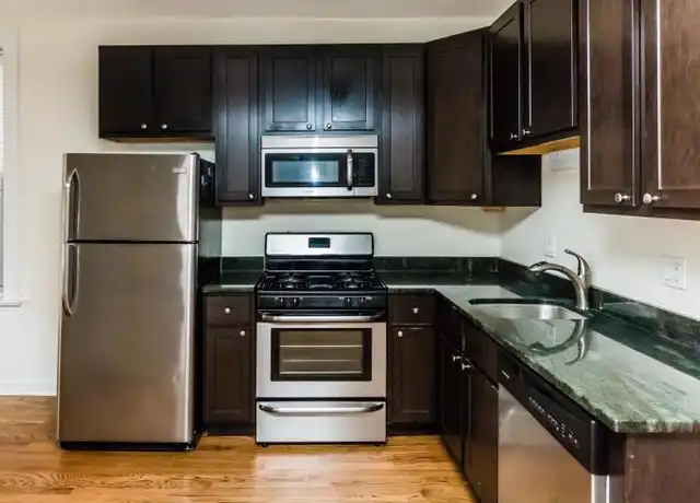 Property at 1827 N Hermitage Ave, Chicago, IL, 60622, 1 bed, 1 bath, [object Object]