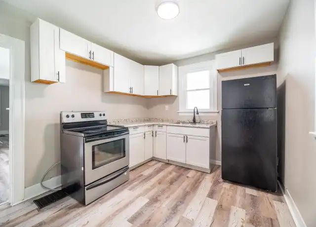 Property at 1208 E 16th Ave, Columbus, OH, 43211, 4 beds, 2 baths, [object Object]
