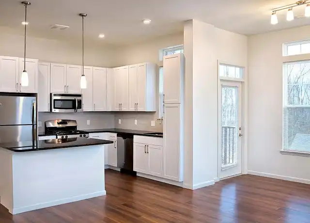 Property at Vista at Town Green - 500 Town Green Dr, Elmsford, NY, 10523, 1-3 bed, 1-2.5 bath, [object Object]