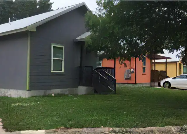Property at 1017 Fir Ln, Lockhart, TX, 78644, 2 beds, 1 bath, [object Object]