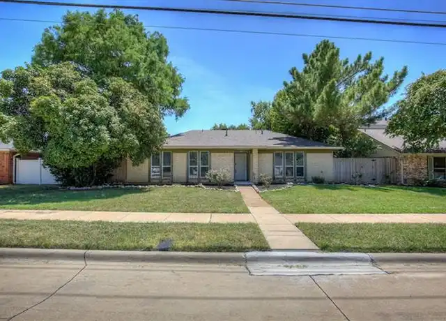 Property at 1010 Kingston Dr, Lewisville, TX, 75067, 4 beds, 2 baths, [object Object]