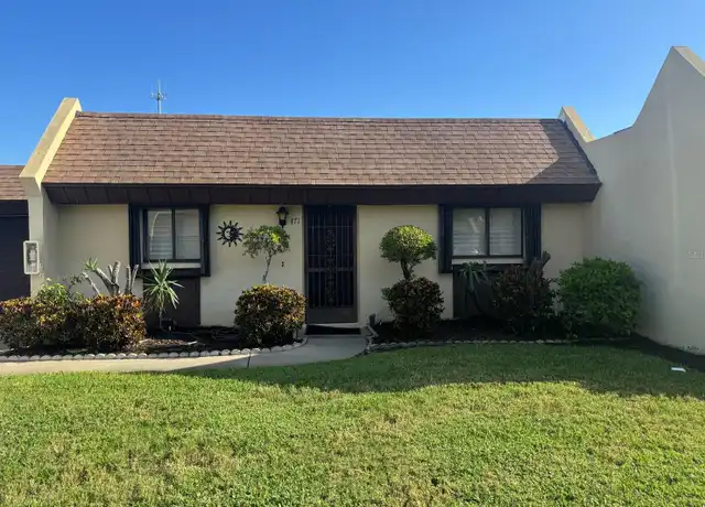 Property at 471 Albee Farm Rd Unit V20, Venice, FL, 34285, 2 beds, 2 baths, [object Object]