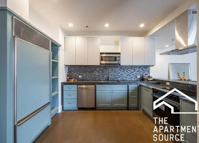 Property at 1600 S Jefferson St, Chicago, IL, 60616, 2 beds, 1 bath, [object Object]