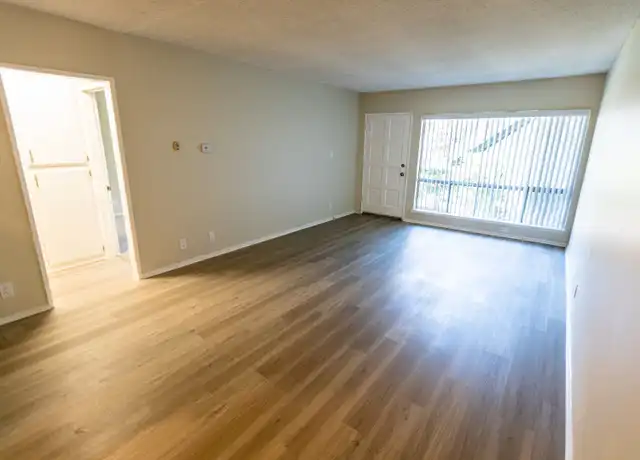 Property at 18400 Prairie St Unit 243, Northridge, CA, 91325, 1 bed, 1 bath, [object Object]