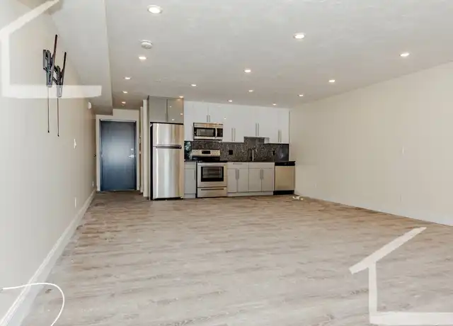 Property at 1028 Commonwealth Ave Unit 203, Boston, MA, 02215, 1 bed, 1 bath, [object Object]