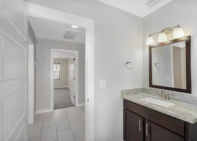 Property at 925 W McDowell Rd, Phoenix, AZ, 85007, 2 beds, 2 baths, [object Object]
