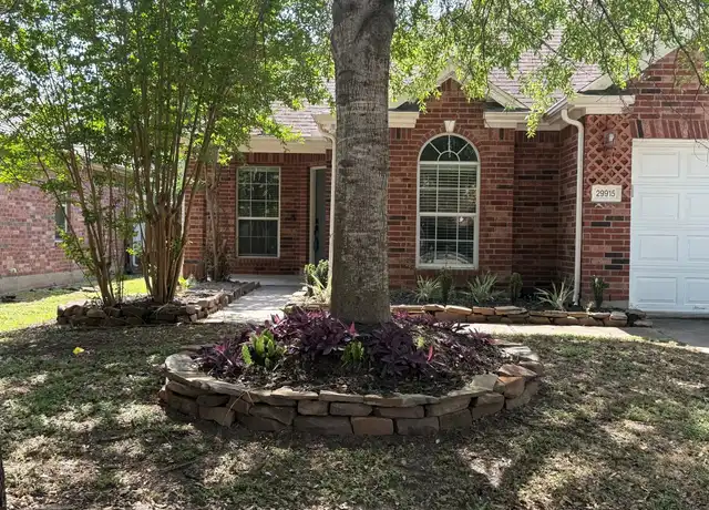 Property at 29915 Sunwillow Creek Dr, Spring, TX, 77386, 3 beds, 2 baths, [object Object]