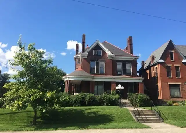 Property at 182 Buttles Ave Unit 182 4, Columbus, OH, 43215, 0 beds, 1 bath, [object Object]