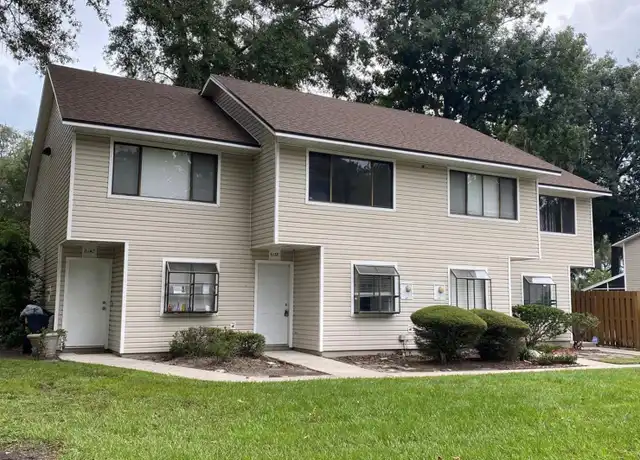 Property at 6138 SW 8th Ln, Gainesville, FL, 32607, 2 beds, 1.5 baths, [object Object]