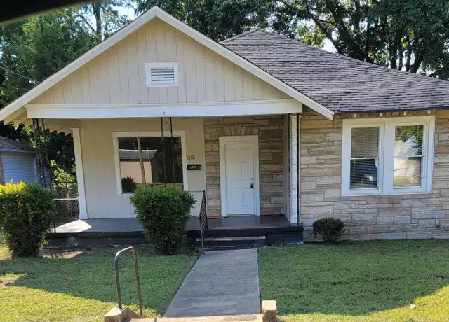 Property at 315 S Weldon St, Gastonia, NC, 28052, 3 beds, 1 bath, [object Object]