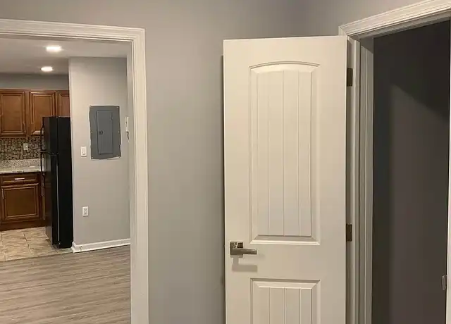 Property at 6001 N 17th St, Philadelphia, PA, 19141, 1 bed, 1 bath, [object Object]