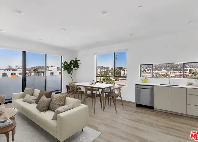 Property at 521 N Gramercy Pl Ph 4, Los Angeles, CA, 90004, 2 beds, 2 baths, [object Object]