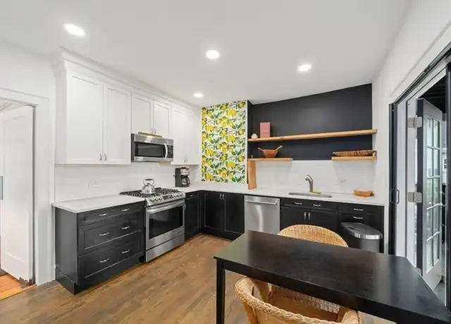 Property at 921-923 Adams St Unit 2, Boston, MA, 02124, 3 beds, 1 bath, [object Object]