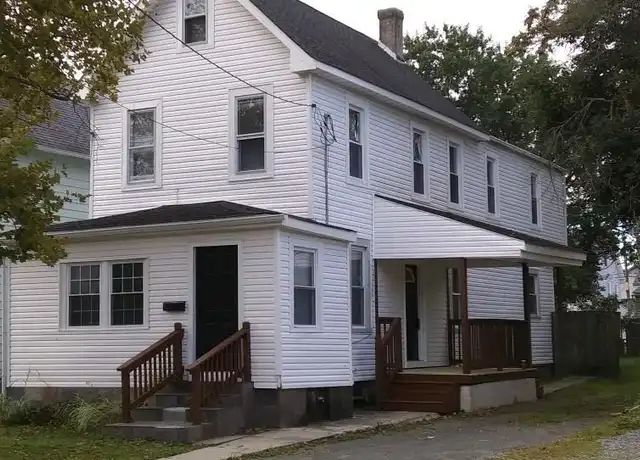 Property at 620 Bridgeboro St, Riverside, NJ, 08075, 4 beds, 2 baths, [object Object]