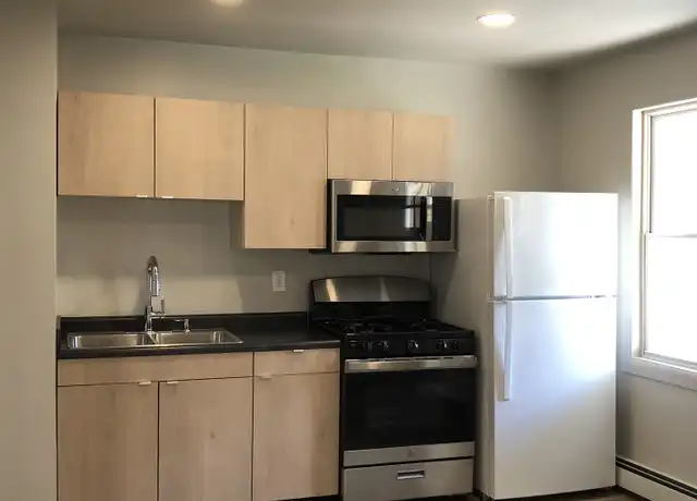 Property at 320 12th St NW Unit 320-2, Willmar, MN, 56201, 2 beds, 1 bath, [object Object]